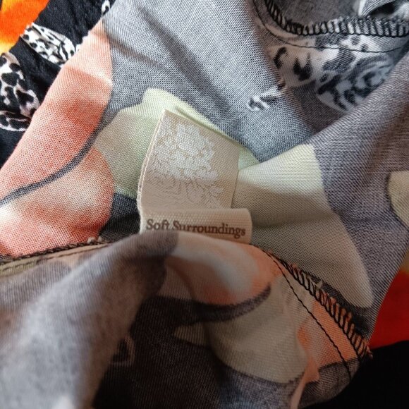 Soft Surroundings Large Skirt Midi Butterfly Black Floral Hawaiian Plumeria Zip - Picture 6 of 10